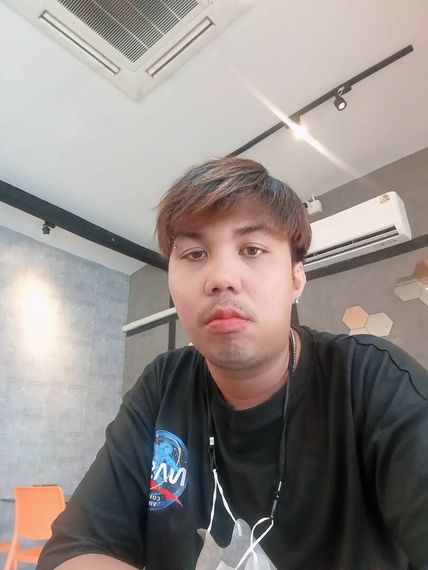 chat find love, chat  from Bangkok