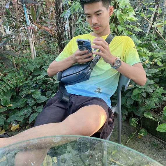 แชท หาเพื่อนคุย, หากิ๊ก 