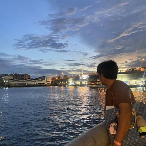 แชท หาแฟน, หาเพื่อนคุย ที่อยู่ กรุงเทพมหานคร