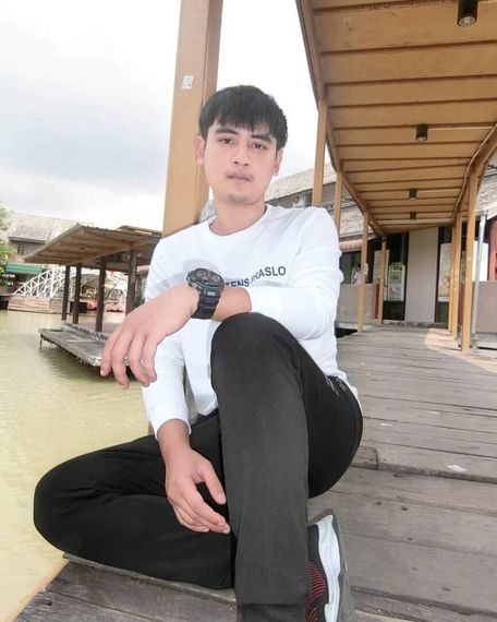 แชท หาเพื่อนคุย, โสด 