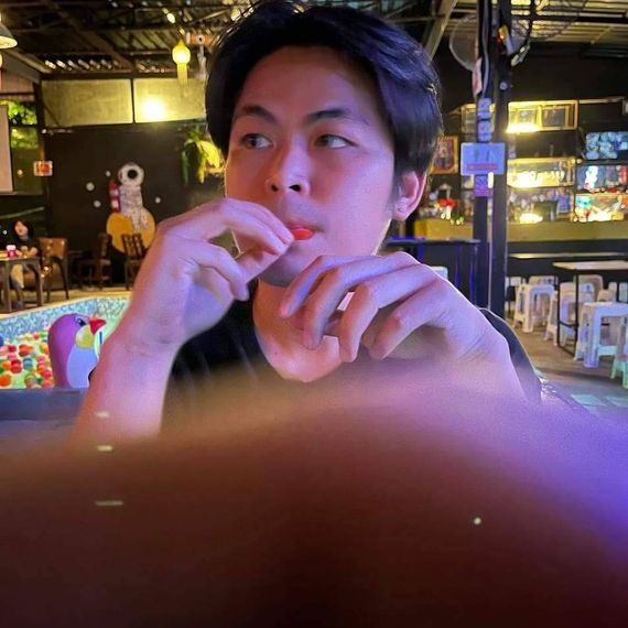 แชท หาแฟน, โสด 