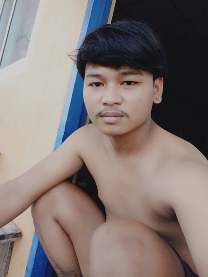 แชท หากิ๊ก, แชทเปิดกล้อง  ที่อยู่  นนทบุรี