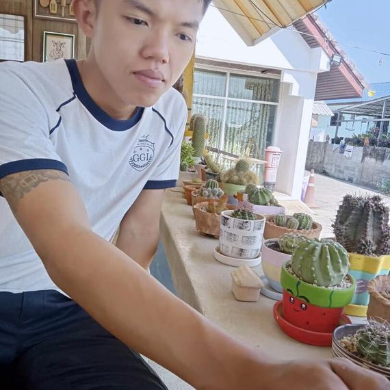 แชท หาแฟน, โสด 
