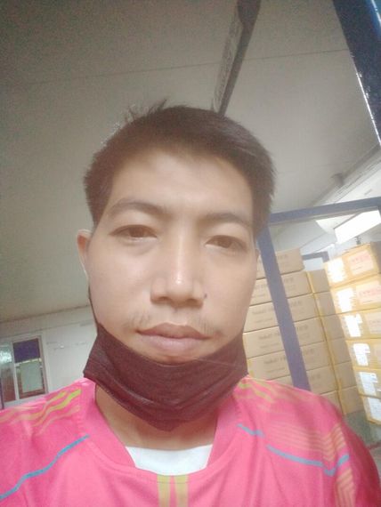 แชท หาเพื่อนคุย, โสด  ที่อยู่  ชลบุรี