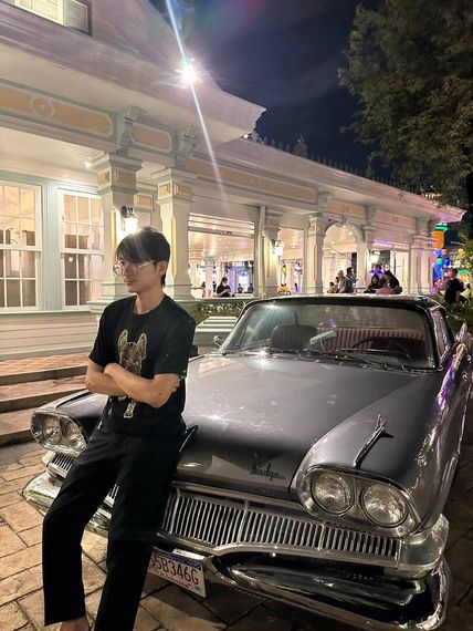 chat find love, chat  from Bangkok