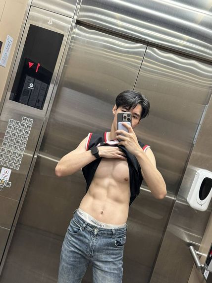 แชท หาเพื่อนคุย, โสด 