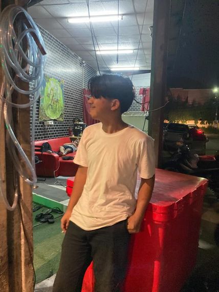 แชท หากิ๊ก, โสด 
