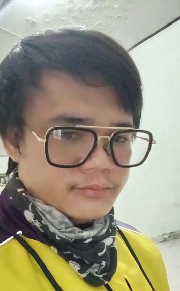 chat find love, chat  from Bangkok