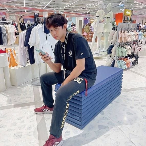แชท หาเพื่อนคุย