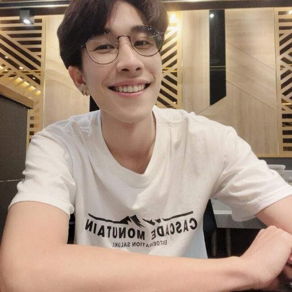 แชท แชทเปิดกล้อง