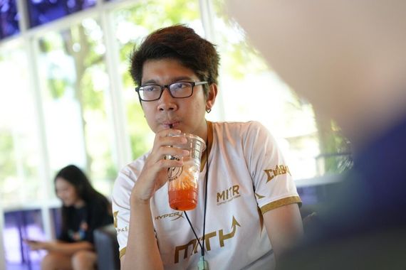 แชท โสด  ที่อยู่ กรุงเทพมหานคร