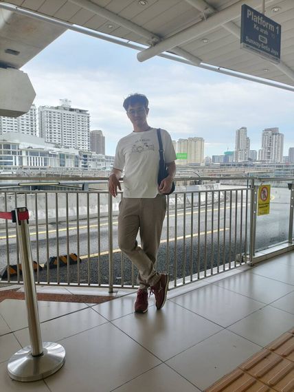 chat looking for friends  from Songkhla