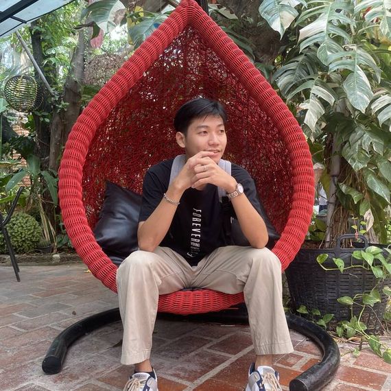 แชท หากิ๊ก, โสด 