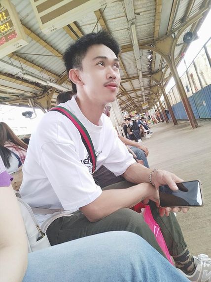 แชท หาแฟน, โสด 