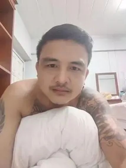 chat find love, chat 