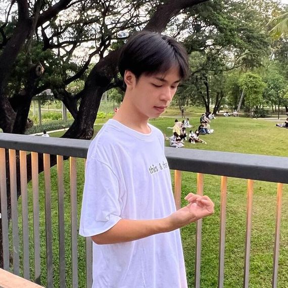 แชท โสด  ที่อยู่ กรุงเทพมหานคร