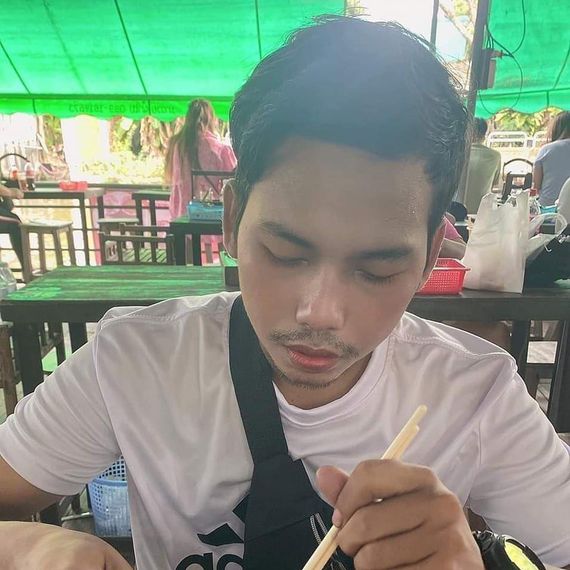 แชท หาแฟน, โสด 