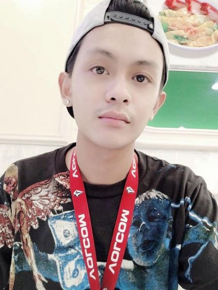 chat find love, chat  from Bangkok