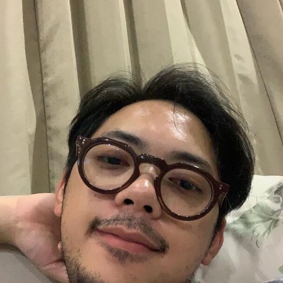 แชท หาเพื่อนเที่ยว  ที่อยู่ กรุงเทพมหานคร