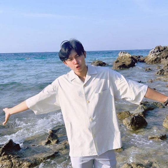 แชท หากิ๊ก, โสด 