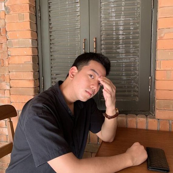 แชท หากิ๊ก, โสด 
