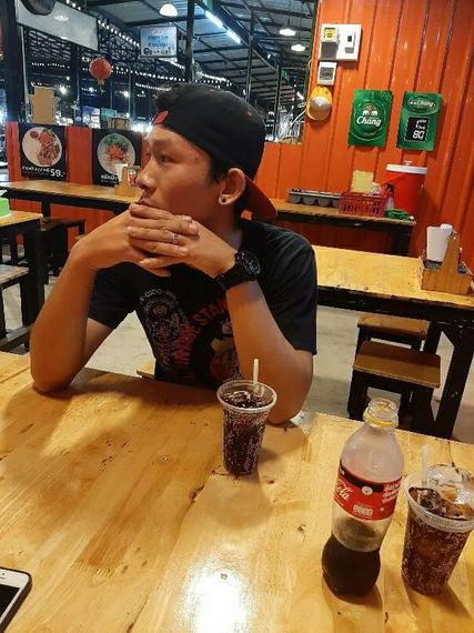 chat find love, chat 