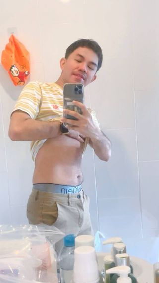 chat find love, chat  from Bangkok