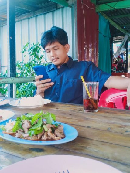 แชท หาแฟน, โสด 