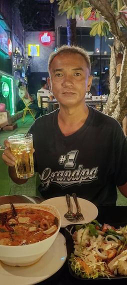 แชท โสด  ที่อยู่ กรุงเทพมหานคร