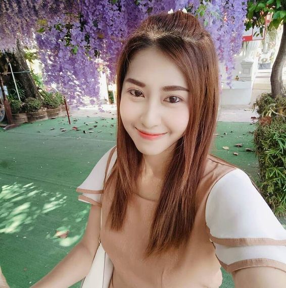 แชท หากิ๊ก, โสด  ที่อยู่ กรุงเทพมหานคร
