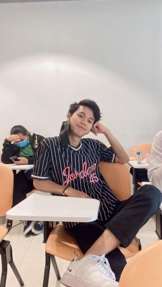 แชท แชทเปิดกล้อง  ที่อยู่  ชลบุรี