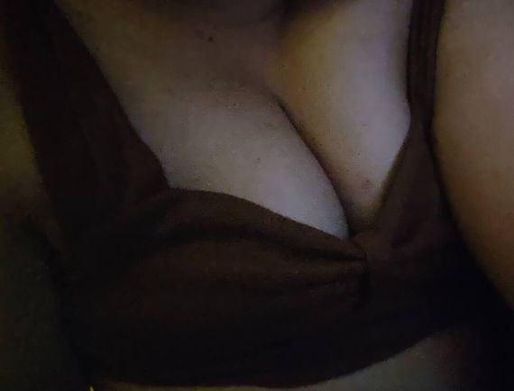 แชท หาเพื่อนเที่ยว  ที่อยู่  กาญจนบุรี