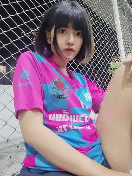 แชท โสด  ที่อยู่ กรุงเทพมหานคร
