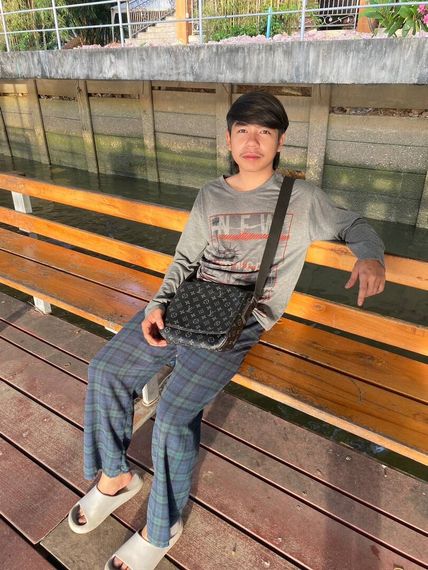 แชท หาเพื่อนคุย, โสด 
