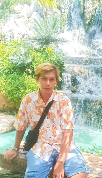 แชท หากิ๊ก  ที่อยู่ กรุงเทพมหานคร