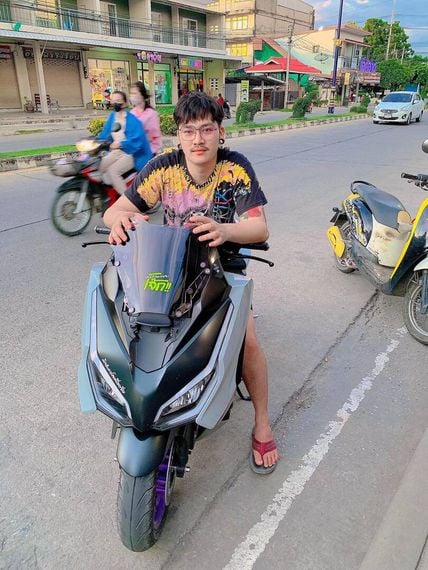 chat find love, single