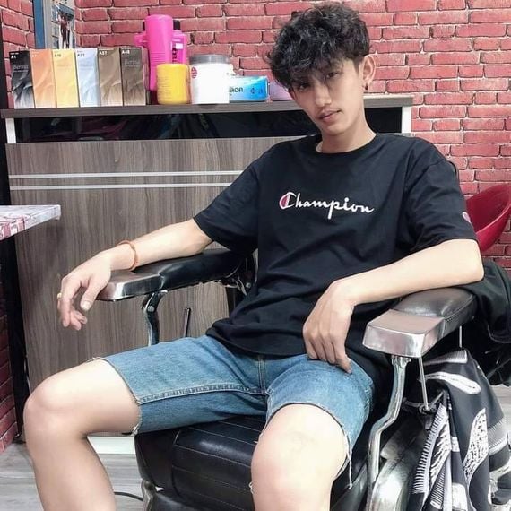 แชท หาเพื่อนคุย  ที่อยู่ กรุงเทพมหานคร