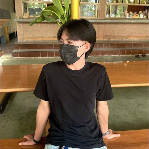 แชท หาเพื่อนคุย, โสด