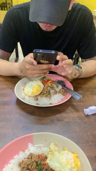 แชท หาเพื่อนคุย, หากิ๊ก 