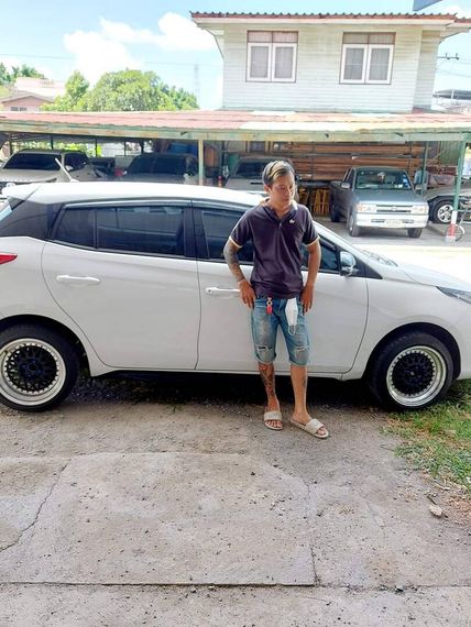 แชท หากิ๊ก, โสด 
