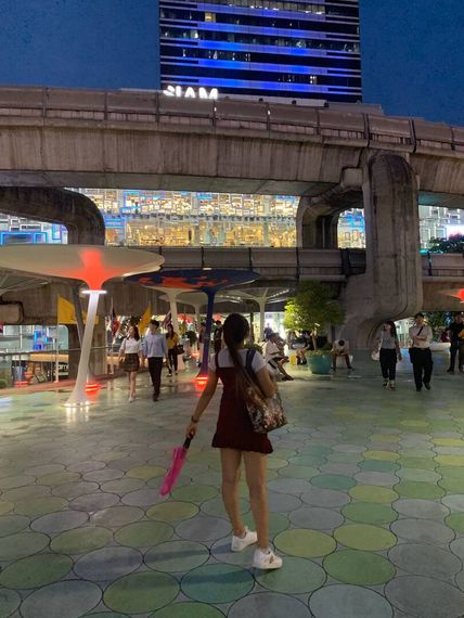แชท หาเพื่อนคุย, หาเพื่อนเที่ยว 
