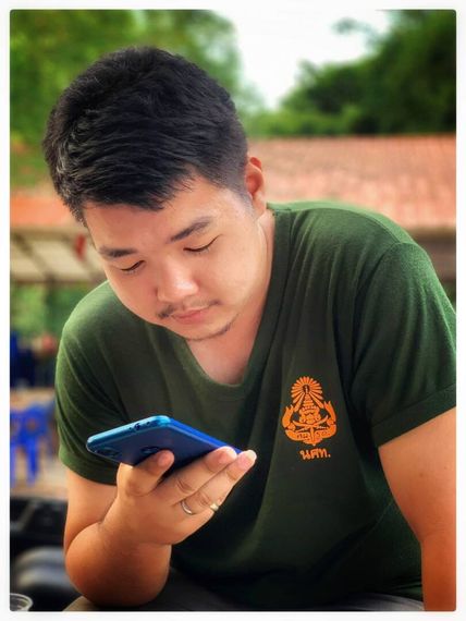 chat chat, hangout  from Nakhon Pathom