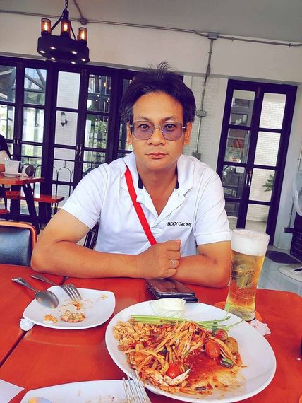 chat looking for friends  from Chiang Mai
