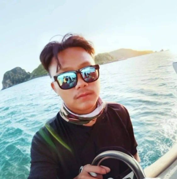แชท โสด  ที่อยู่ กรุงเทพมหานคร