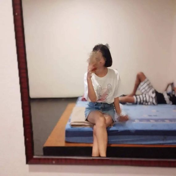 แชท หากิ๊ก, โสด  ที่อยู่  สมุทรปราการ