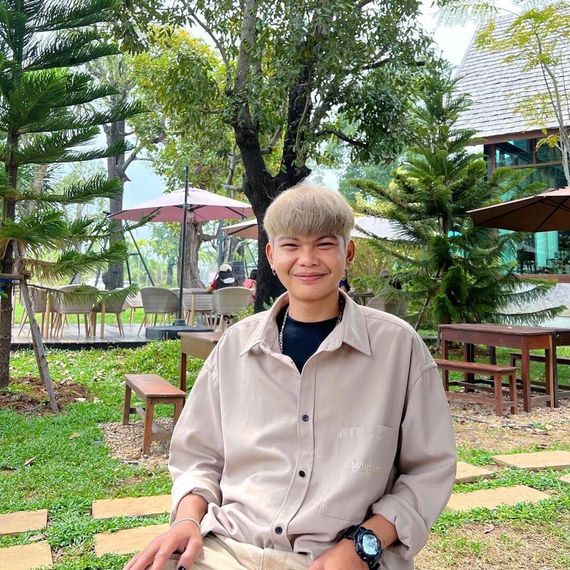 chat looking for friends from Chon Buri