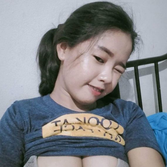 แชท หากิ๊ก, โสด 