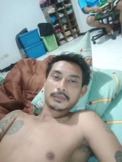 แชท หาแฟน, โสด 