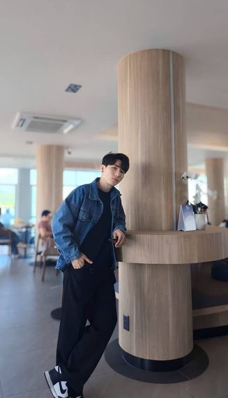 แชท หาเพื่อนเที่ยว  ที่อยู่ กรุงเทพมหานคร