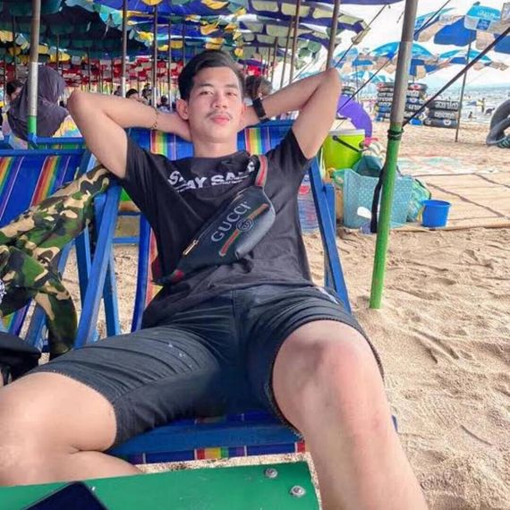 แชท หาเพื่อนคุย, โสด 